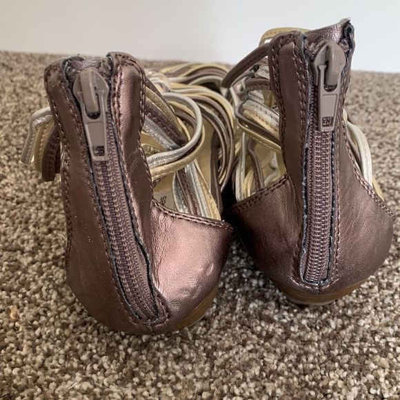 Maurice’s Woman’s Gladiator Sandals size 8 1/2 - Picture 4 of 6